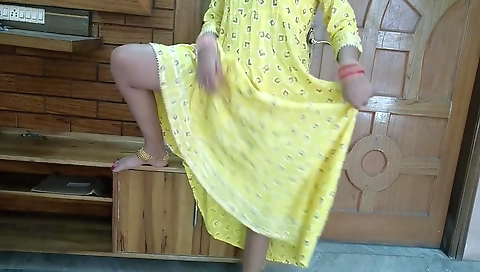 Gorgeous Malkin Nokar Xxx Sex With Ovum And Farting With Clear Hindi Roleplay Saarabhabhi6