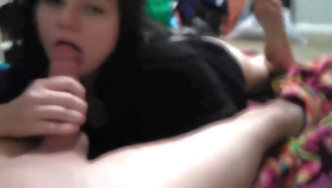 Stunning girlfriend waking me up to amazing head