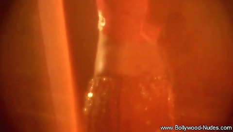 Dancing Indian MILF Sweetie